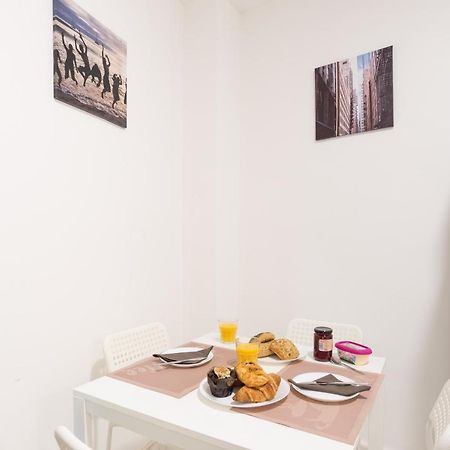 Ole Hostels Malaga Zambrano Exterior photo